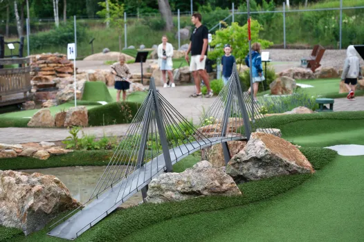 minigolf i Uddevalla bredvid Hotell Bohusgården