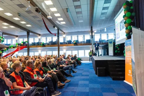 Fullsatt konferenslokal i Uddevalla